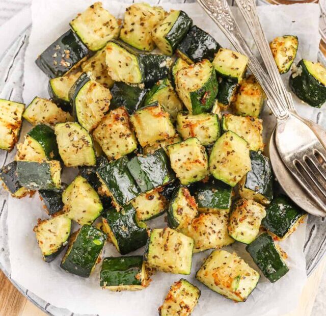 Air-Fryer-Zucchini-SpendWithPennies-6