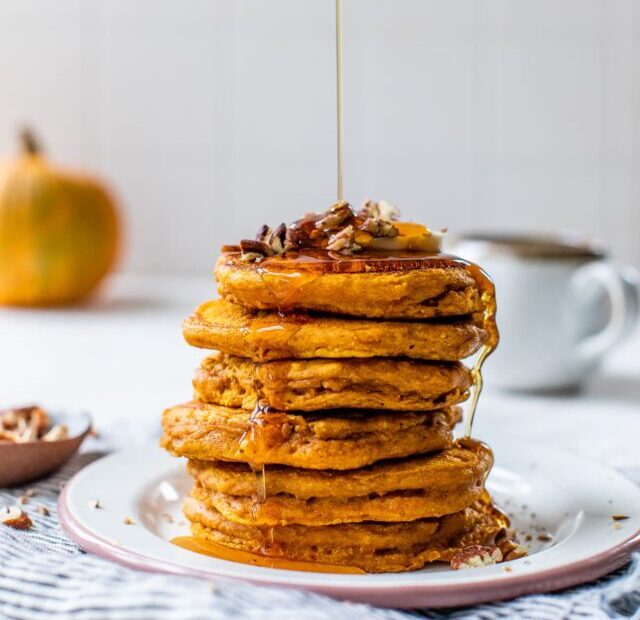 Low-Calorie-Pumpkin-Pancakes